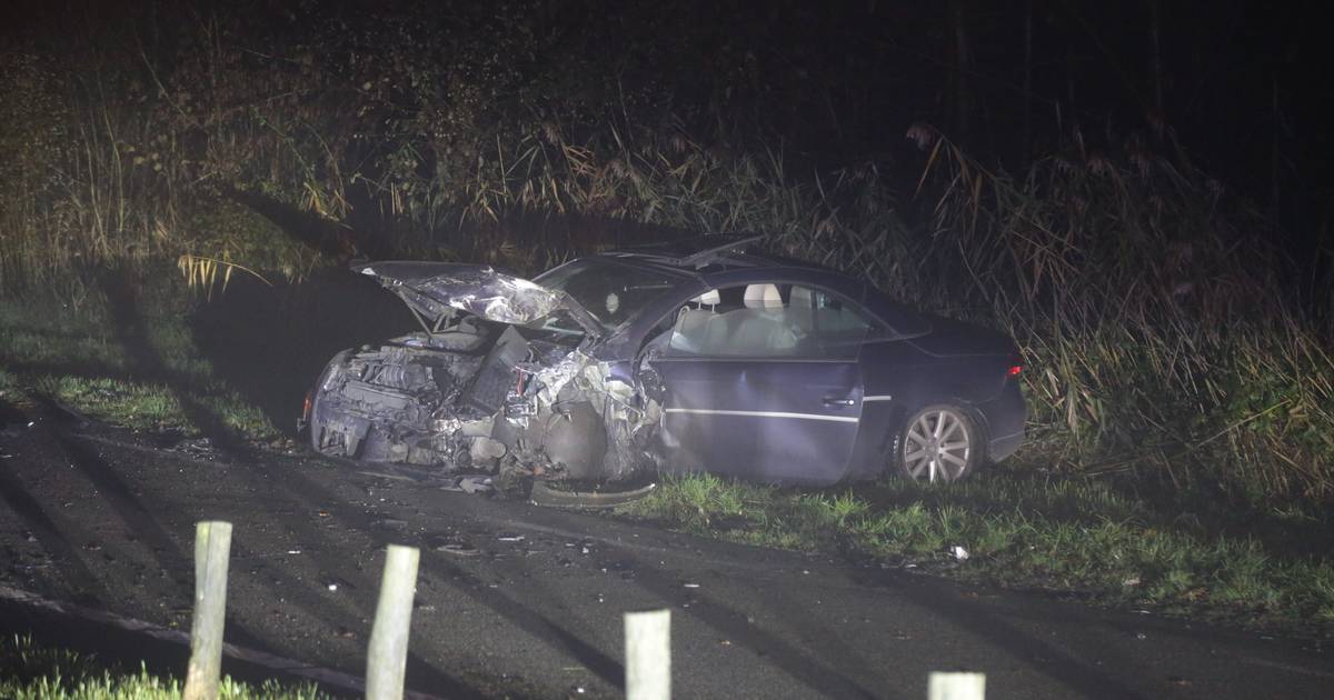 Gewonde na botsing tussen auto en vrachtwagen in de mist op N347 bij Enter.