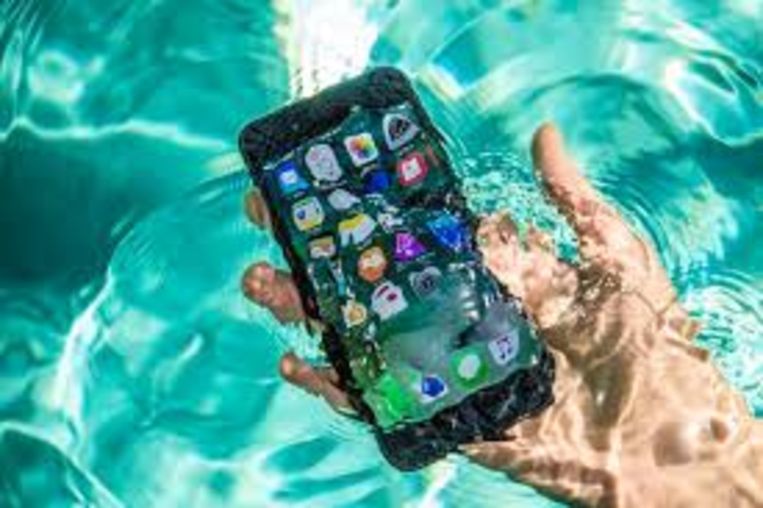 Minimaal sleuf Refrein Dit zijn de vijf beste waterdichte smartphones | De Morgen