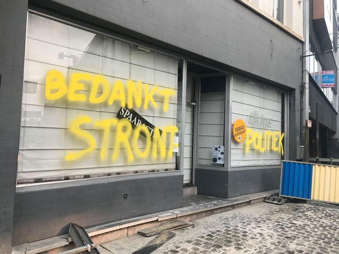 De bakker in Aalst heeft een duidelijke boodschap voor de Belgische politiek.