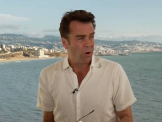 KIJK. Luide knal schrikt journalist op tijdens liveverslag vanuit Beiroet