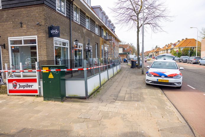 Woensdagmiddag 16 maart om 12.45 uur  vond een overval plaats op Umai Sushi To Go aan de Paulus Borstraat in Amersfoort. De politie is op zoek naar getuigen.