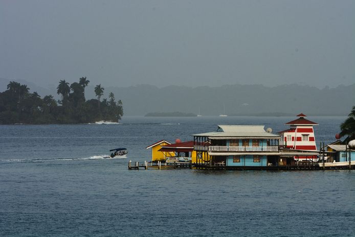 Het koppel baat Laylow Bocas uit, in het noordwesten van Panama.