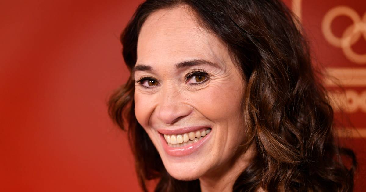 Zoon Bibian Mentel Bedankt Voor Mooi Afscheid Show Bd Nl
