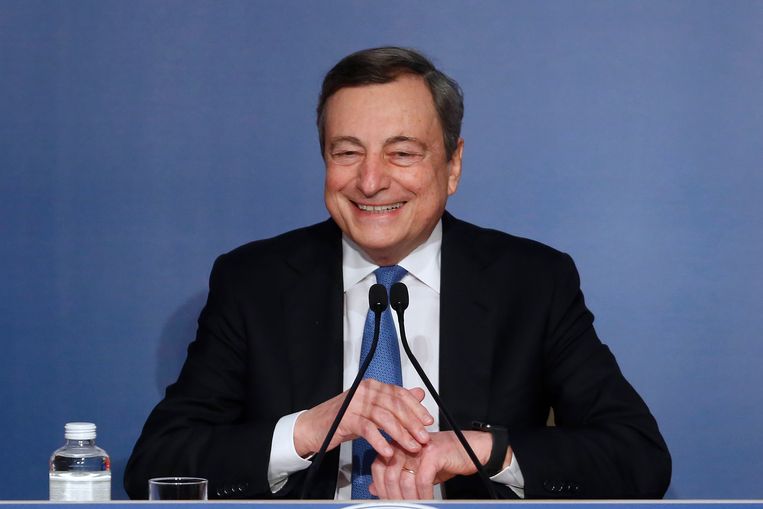 Mario Draghi, nu nog premier van Italië. En straks mogelijk de president.  Beeld Getty 