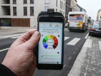 Hoe correct is 'propere lucht-app' van overheid? Zelfs naast snelweg is de lucht 'gezond’