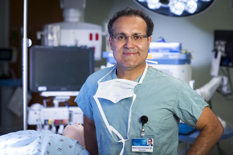 De neurochirurg wiens leven verfilmd is door Brad Pitt ‘Mijn enige