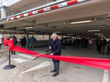 Gevangenis pakt parkeeroverlast aan met tijdelijke garage; foutparkeerders op de bon