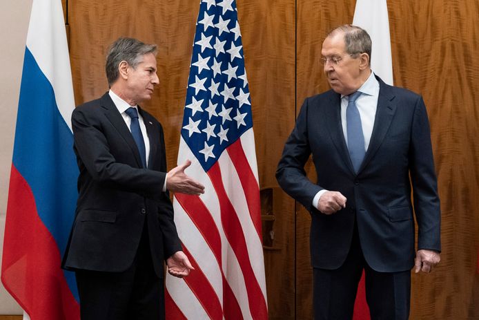 Il ministro de Amerikaanse van Buitenlandse Zaken Antony Blinken en zijn russo ambtgenoot Sergej Lavrov.