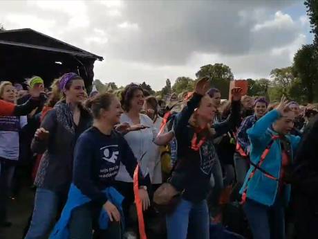 Tienduizenden leraren voeren actie in Den Haag