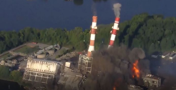 Une ancienne centrale à charbon de Baltimore, dans le Maryland, a été démolie à l’explosif vendredi dernier.