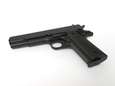 Un enfant de 2 ans au Texas trouve une arme dans le sac d'un proche et se tue