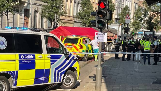 Zusjes (1 en 9) op step sterven bij ongeval met vrachtwagen in Antwerpen