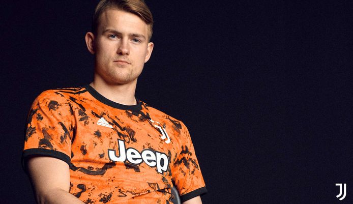 De Ligt hult zich komend seizoen ook bij Juventus in het oranje | Buitenlands voetbal | AD.nl
