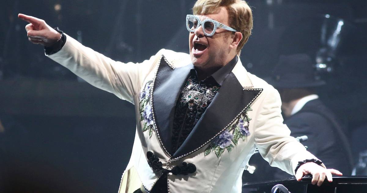 Elton John thanks special family during concert: “Without you I would have been dead” |  celebrities