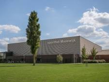 Stroom voor 21 huishoudens via 192 zonnepanelen op dak van Sporthal Maaswijk in Spijkenisse