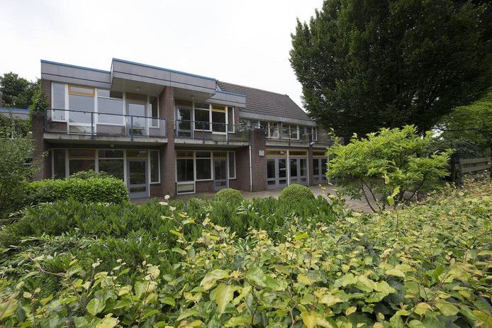 Het leegstaande complex van Zandewierde in Hummelo.