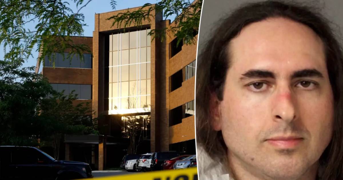 Жизнь в тюрьме за массовое убийство, устроенное газетой Capital Gazette |  За рубеж