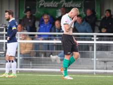 Lex Immers pakt rood en SVH-keeper kan er niet veel van: lees hier alles over het amateurvoetbal