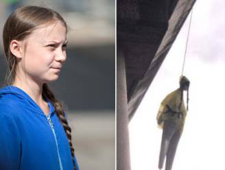 Onbekende daders hangen Greta Thunberg-pop op aan brug in Rome, politie start onderzoek