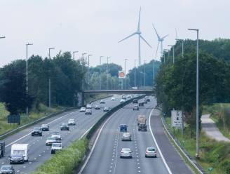 Bruggen al meer dan 20 jaar op lijst voor dringend onderhoud : viaduct E17 Gentbrugge wordt aangepakt, Volkershouw E40 gaat tegen de vlakte