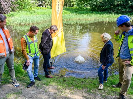 Nieuwe waterleiding naar Stadsparkvijver in gebruik genomen
