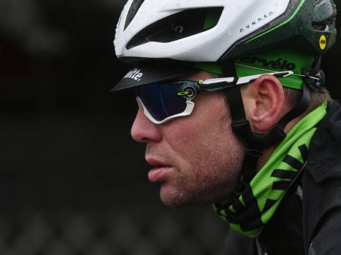 Pechvogel Cavendish breekt opnieuw rib na zware val in finale 'MSR'