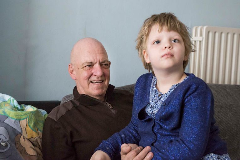 Jean-Pierre Voncken en zijn dochtertje Sofie. Het meisje heeft een zware vorm van epilepsie.
