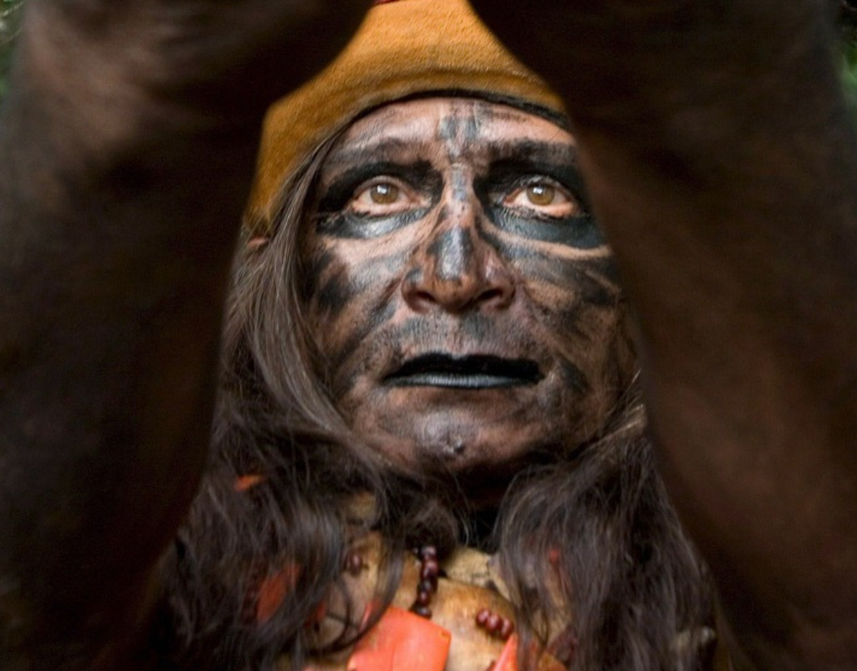 Een Mexicaanse maya voert een ritueel uit Beeld EPA