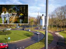Beruchte rotonde in Apeldoorn staat na onrust maximaal jaar onder cameratoezicht