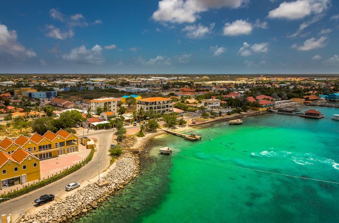 Bonaire gezien vanaf zee, foto ter illustratie