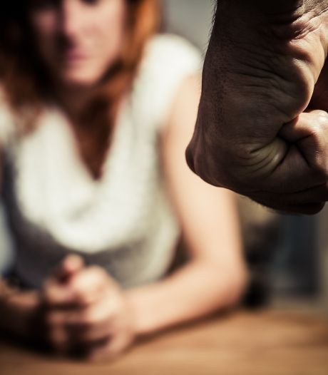 “Presque unique au monde”: que contient le projet de loi “Stop féminicide” adopté par la Belgique?