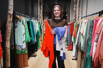 Ook in kledingwinkels regeert herfstweer: tot helft meer jassen en truien verkocht