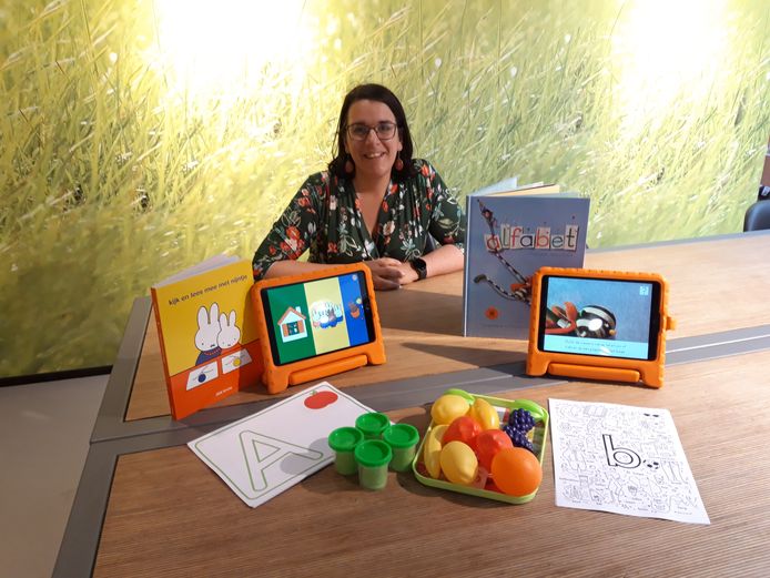Karina Mulders, lees-mediaconsulent voor kinderen tussen 0-4 jaar bij bibliotheek Lek & IJssel.