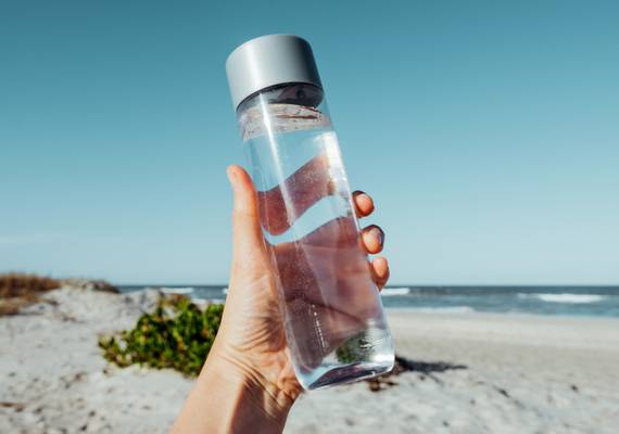 In deze Europese landen kun je beter geen kraanwater drinken (en híer kan het wel) 