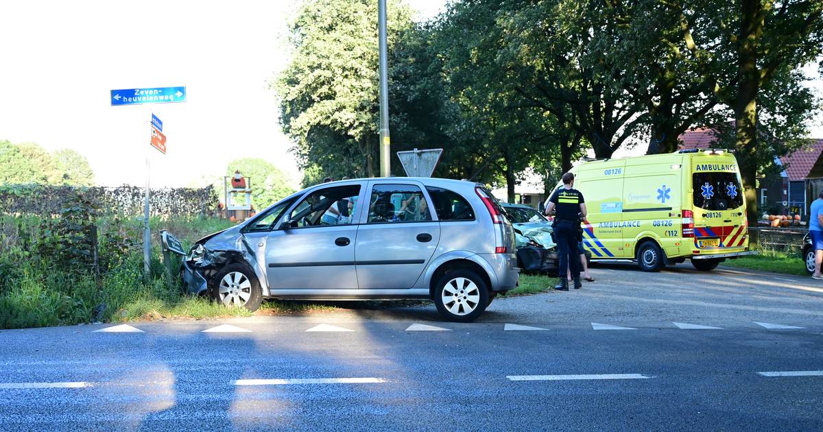 Beschonken bestuurder stapt met zijn kind in de auto en raakt betrokken bij ongeluk in Groesbeek.