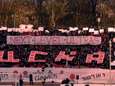 Des supporters du CSKA Sofia réalisent un tifo "Tétris"