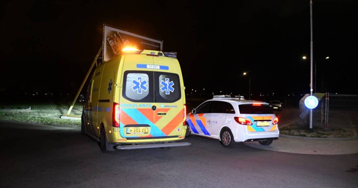 Bestuurder van brommer raakt gewond bij eenzijdig ongeval in Middelburg.