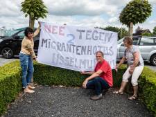 Buurt overweegt gang naar rechter om bouw migrantenhotel in IJsselmuiden te blokkeren
