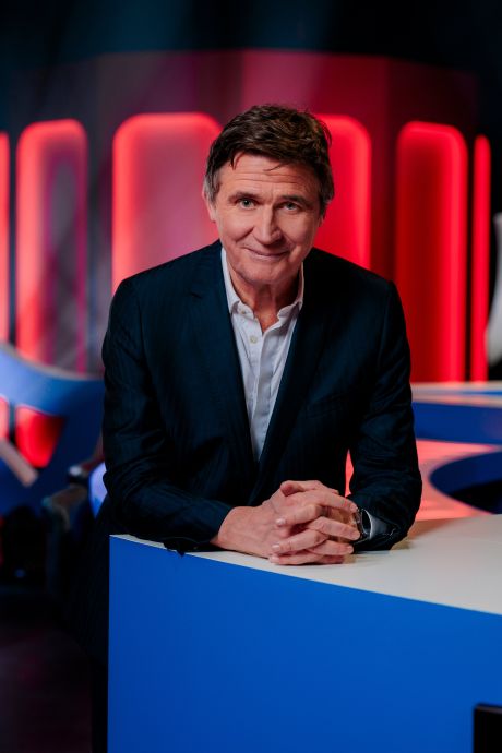 Erik van Looy debuteert als RTL-presentator: ‘Van slaappillen ben ik nooit verlost geraakt’