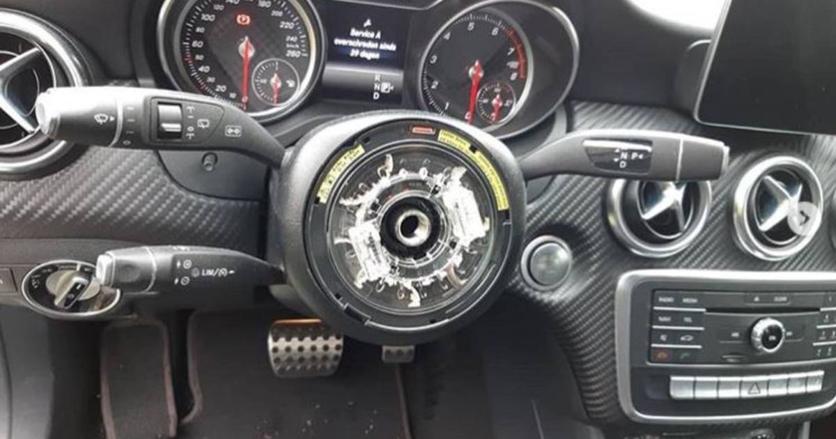 Zeven airbags gestolen bij autokraken in Schoonhoven Gouda AD.nl