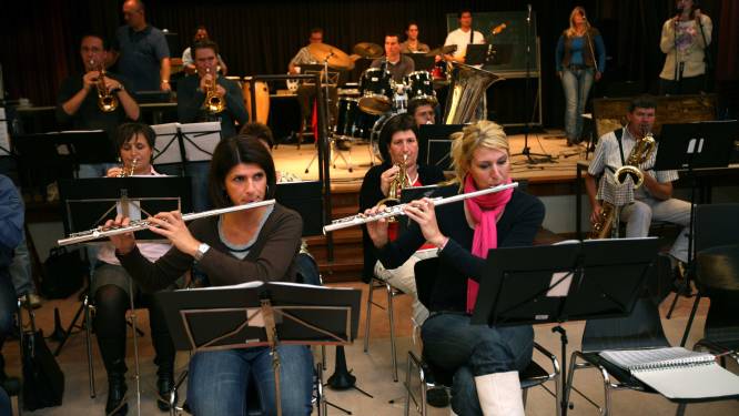 Tips voor ’n uitje in Nijmegen en omgeving: concert met top 2000 popmuziek of vuur maken met stenen