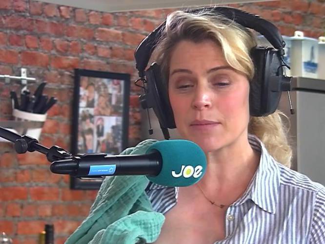 VIDEO. Dina Tersago geeft borstvoeding in de radiostudio van Evi Hanssen