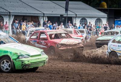 Klacht jaagt organisatie Autorodeo Harbrinkhoek flink op kosten