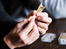 Apestoned vluchtte Denis K. (22) voor de politie: ‘De gevangenis was een beetje vakantie voor mij’