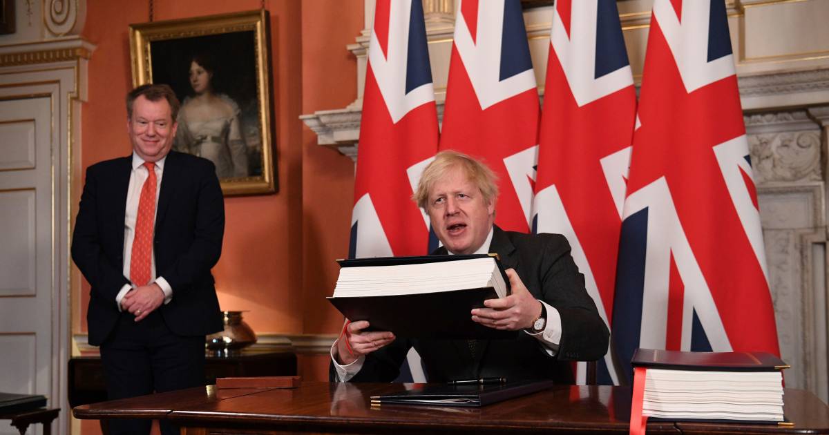 Photo of Ďalšia rana pre premiéra Johnsona: Britský minister pre brexit odstupuje |  v zahraničí