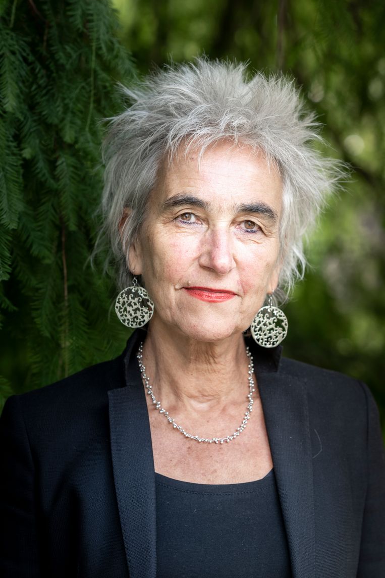 Virologe Marion Koopmans: 'Het blijft onmogelijk om te voorspellen welk virus de volgende pandemie zal teweegbrengen. Dat is per definitie het virus dat je op dit ogenblik nog niet kent.' Beeld Linelle Deunk