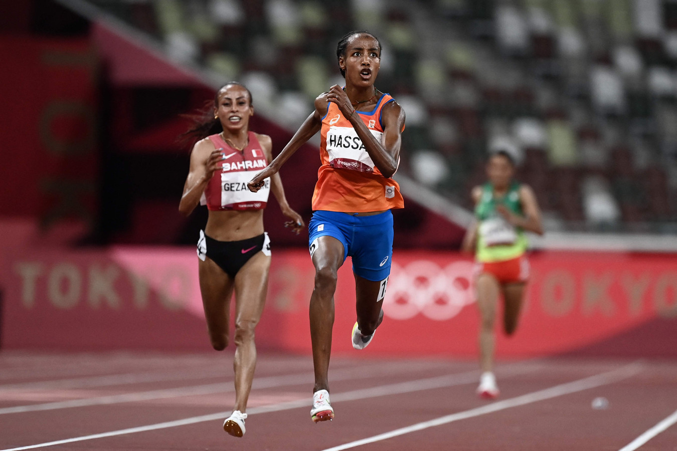 Sifan Hassan doet het weer! Olympisch goud op 10 kilometer ...