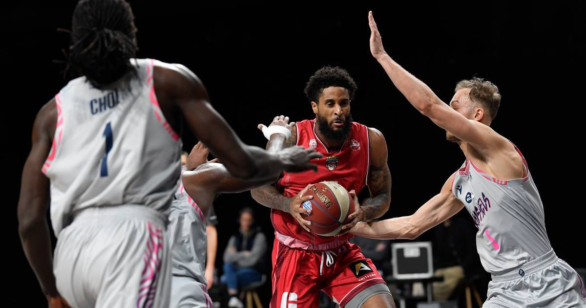 Antwerp Giants wint met ruime cijfers (6496) tegen Brussel en ziet