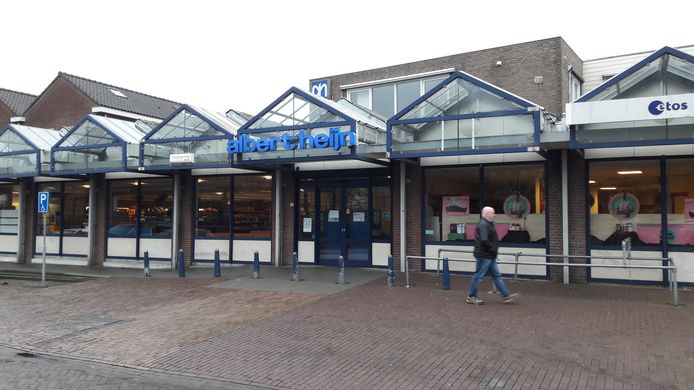 Dooie boel bij de Albert Heijn in Berghem.