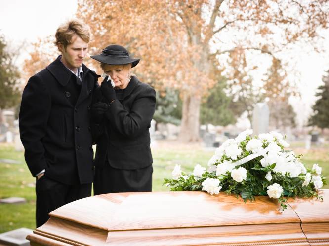 Overlijden voor je pensionering: dit gebeurt er met het geld in je pensioenspaarfonds of -verzekering